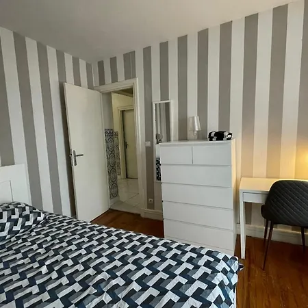 La Vallee 6 Bedroom House Holiday home