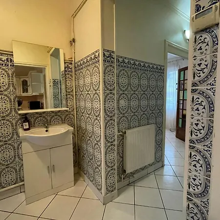 La Vallee 6 Bedroom House Holiday home