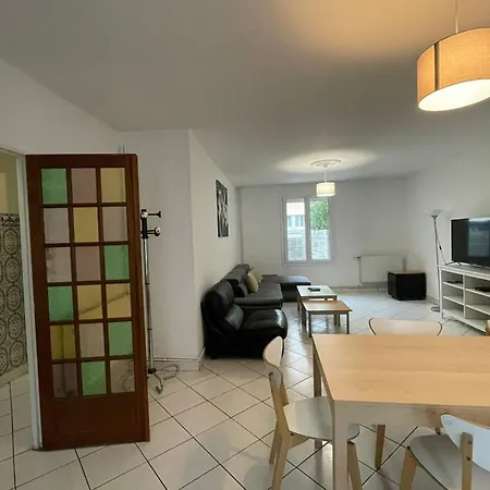 La Vallee 6 Bedroom House Holiday home Le Havre